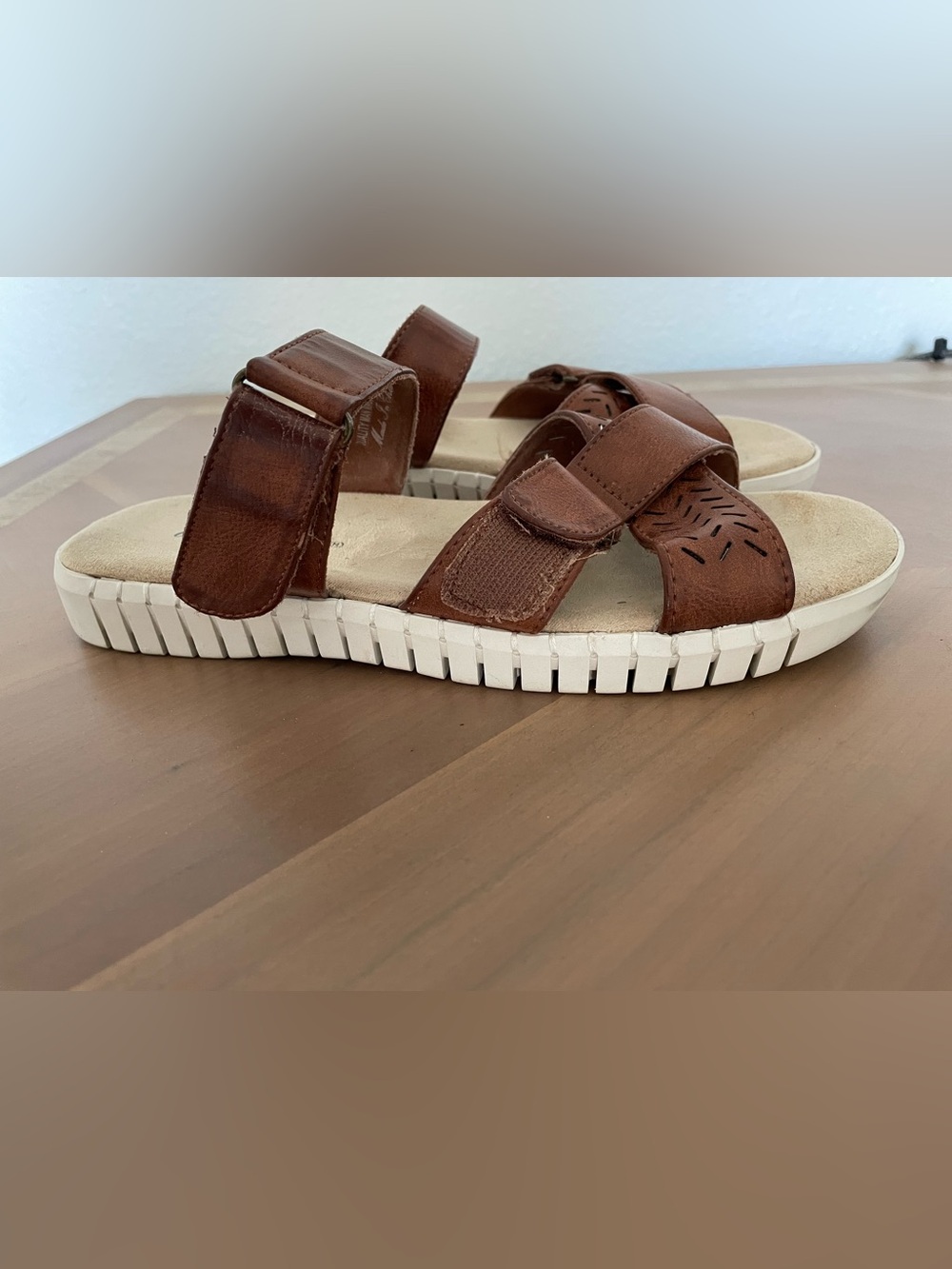 Womens Brown Sandals